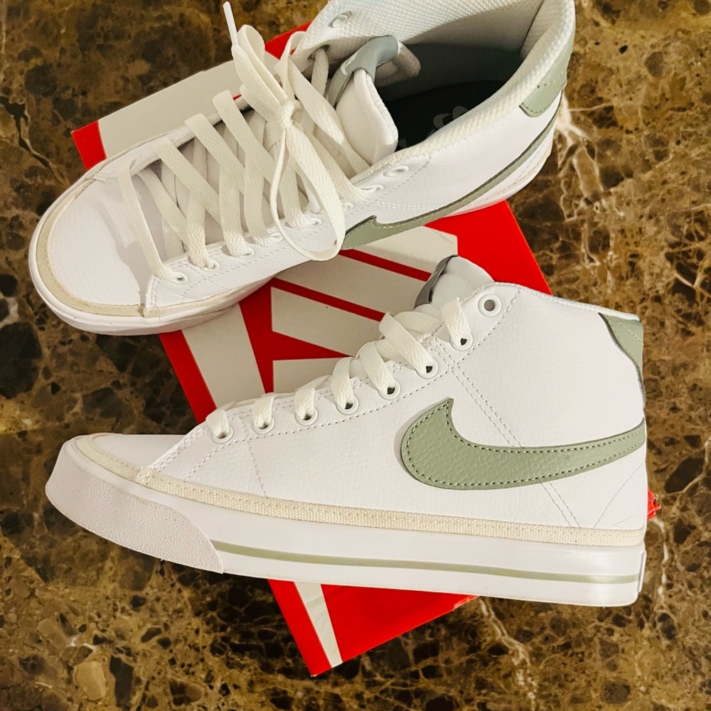 Nike blazers White and Olive High-Top Sneakers